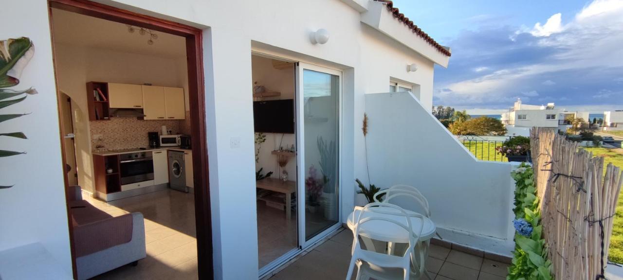 Thalassa Seaside Boutique Beach Apartment 폴리스 외부 사진